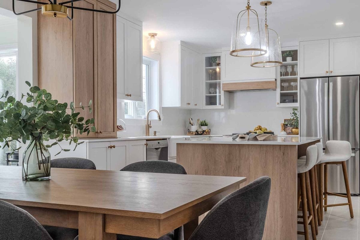 armoires de cuisines farmhouse blanc et bois