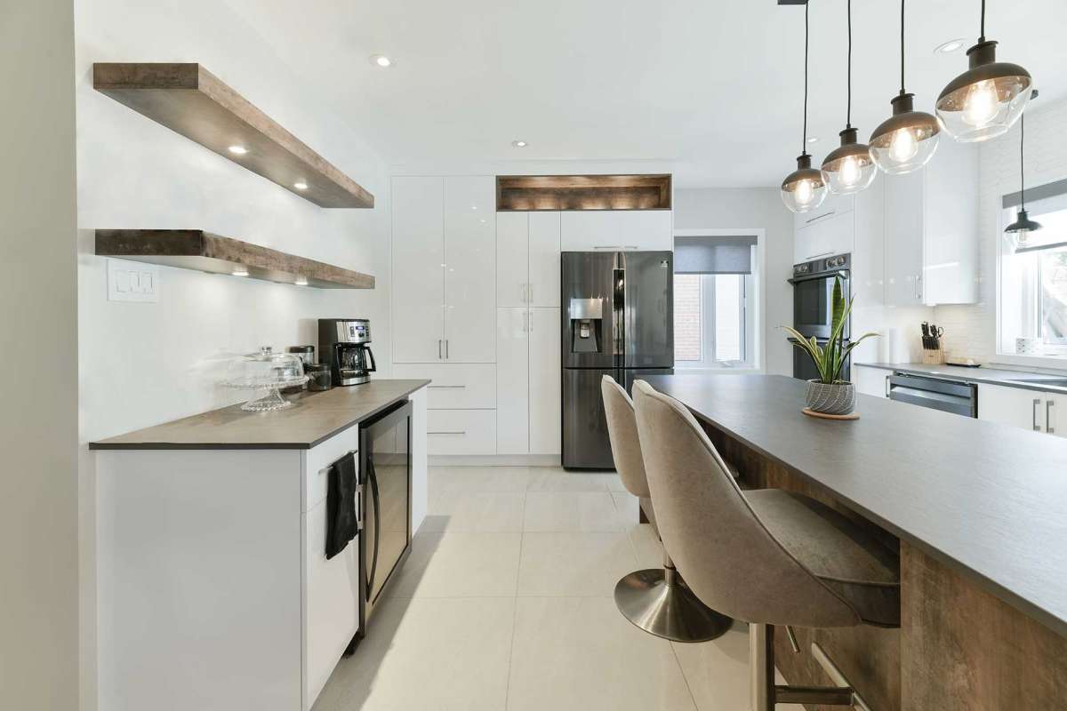 cuisine avec comptoir en porcelaine Dekton