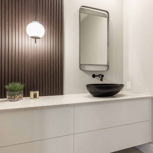 salle d'eau minimaliste et chic